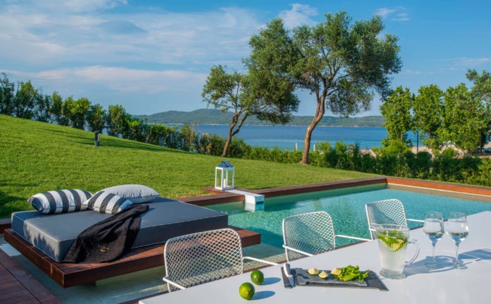 Take me to Avaton – luxe Greek villas for honeymoon bliss