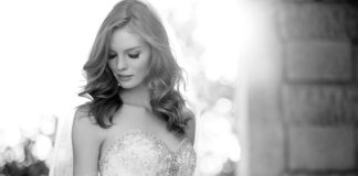 Bride's guide: 5 tips for savvy wedding gown sale shopping