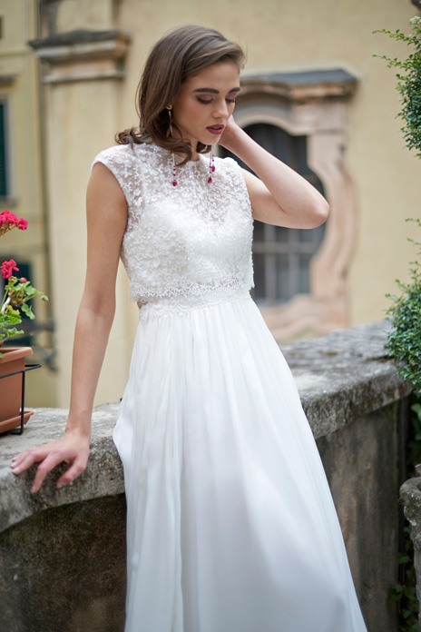 Lace wedding dresses with a contemporary edge
