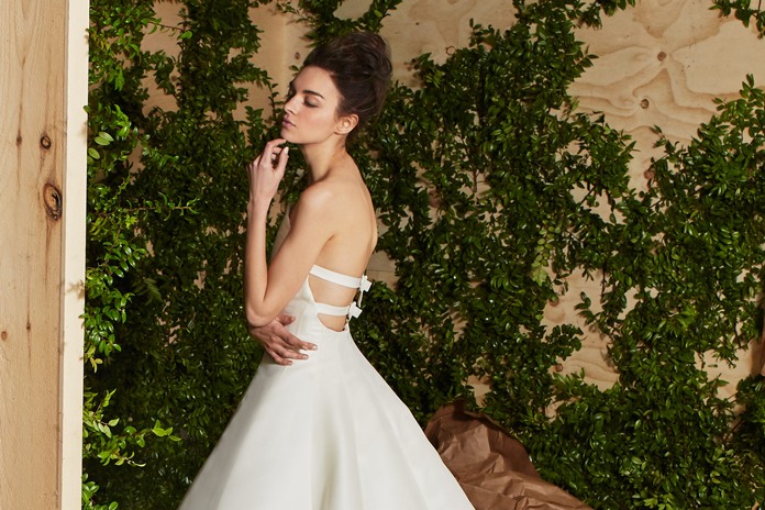 The Wedding Club sample sale offers fantastic savings on designer gowns