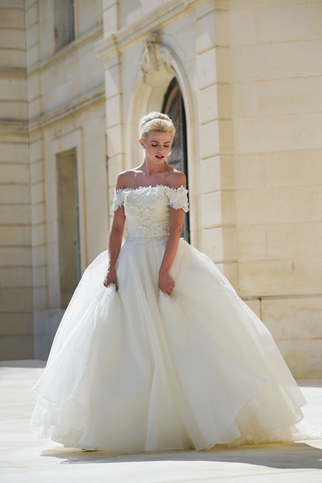 Lyn Ashworth to open new bridal showroom in the heart of England