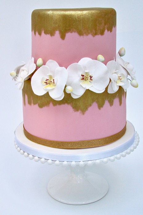 Eight dream wedding cakes