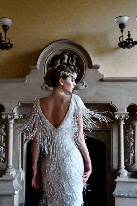 Glittering elegance for a Deco-style winter bride