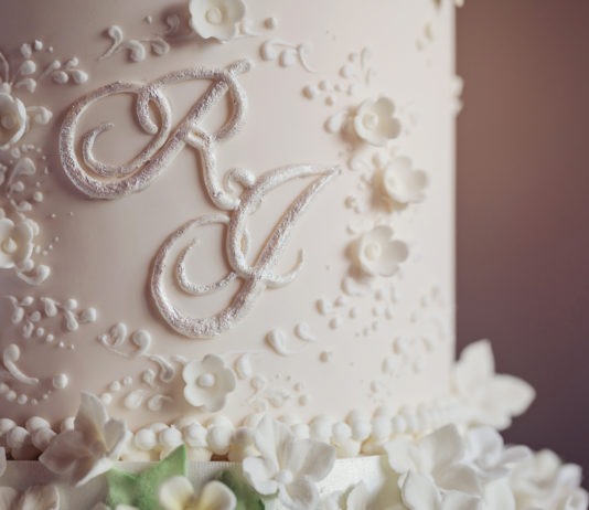Guest columnist: Suzanne Thorp of The Frostery on 2019 wedding cake trends