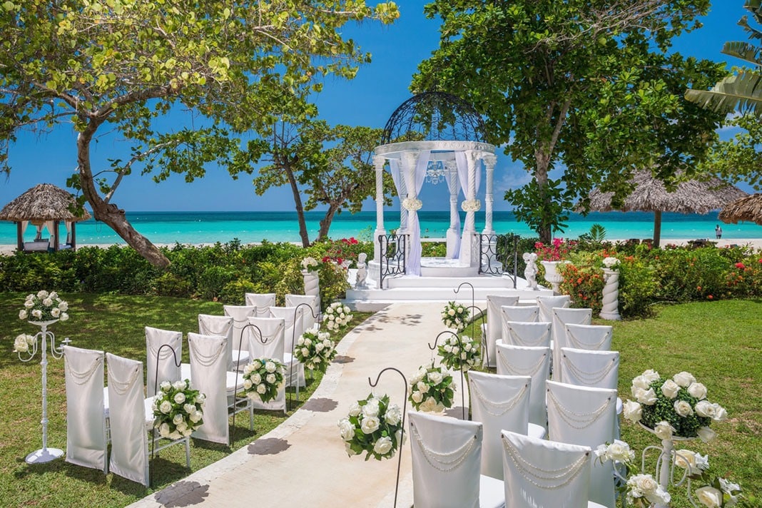 Dream weddings your way with team Sandals Resorts