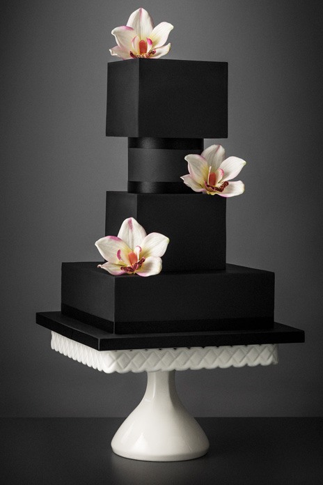 Sweet love with these delicious wedding cake ideas