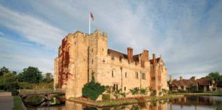 Hever castle hosts its autumn Wedding Showcase