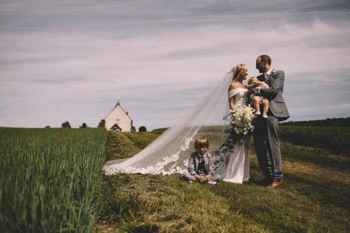 Wedding gold – Freya Rose's stunning country celebration