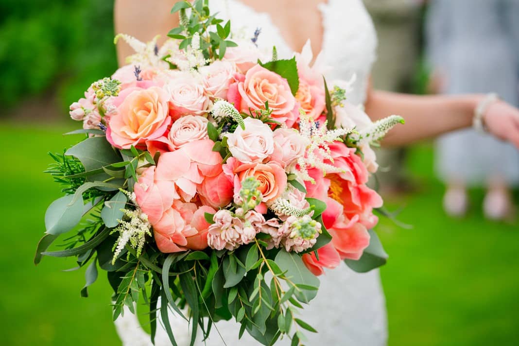 Bouquet inspiration: Four gorgeous floral ideas from Sonning Flowers