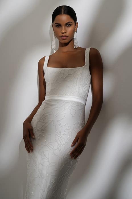 Slim bridal gowns: clean cut style with high glamour