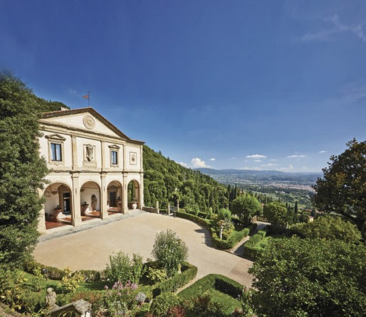 The perfect romantic Tuscany honeymoon